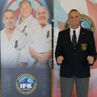 Shihan  ( 師範 ) 
Gaetan Sauvé
 5e Dan